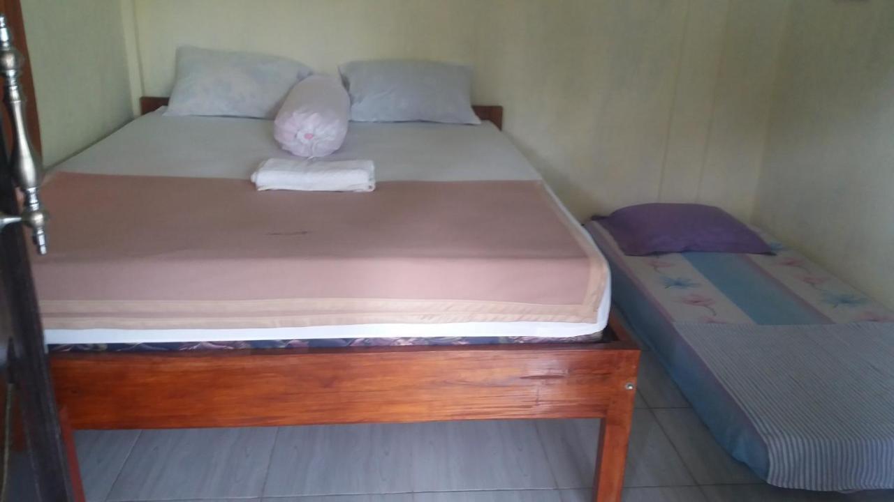 Pedek Homestay Praya Zewnętrze zdjęcie